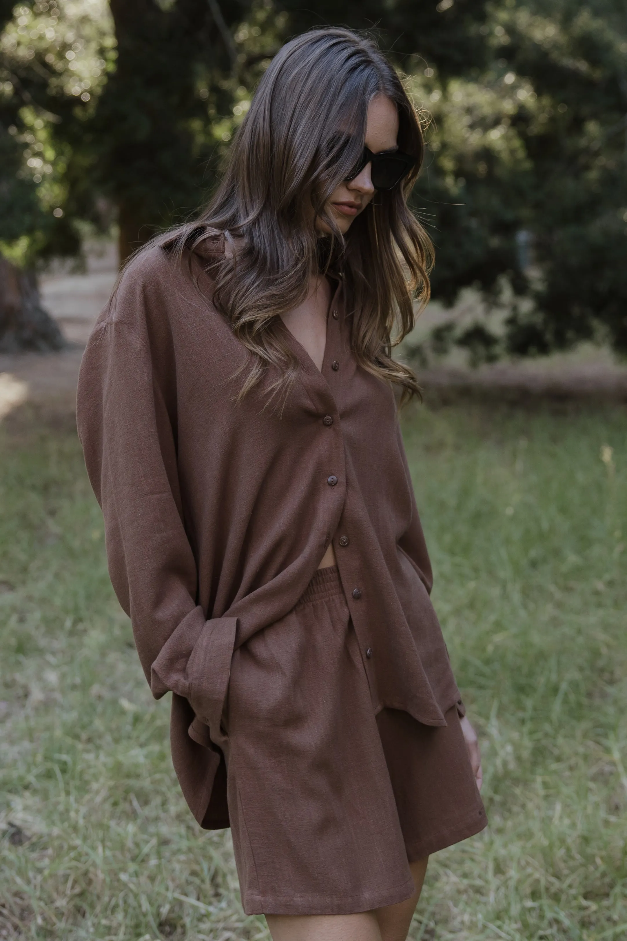 Santorini Boyfriend Shirt Chocolate Linen